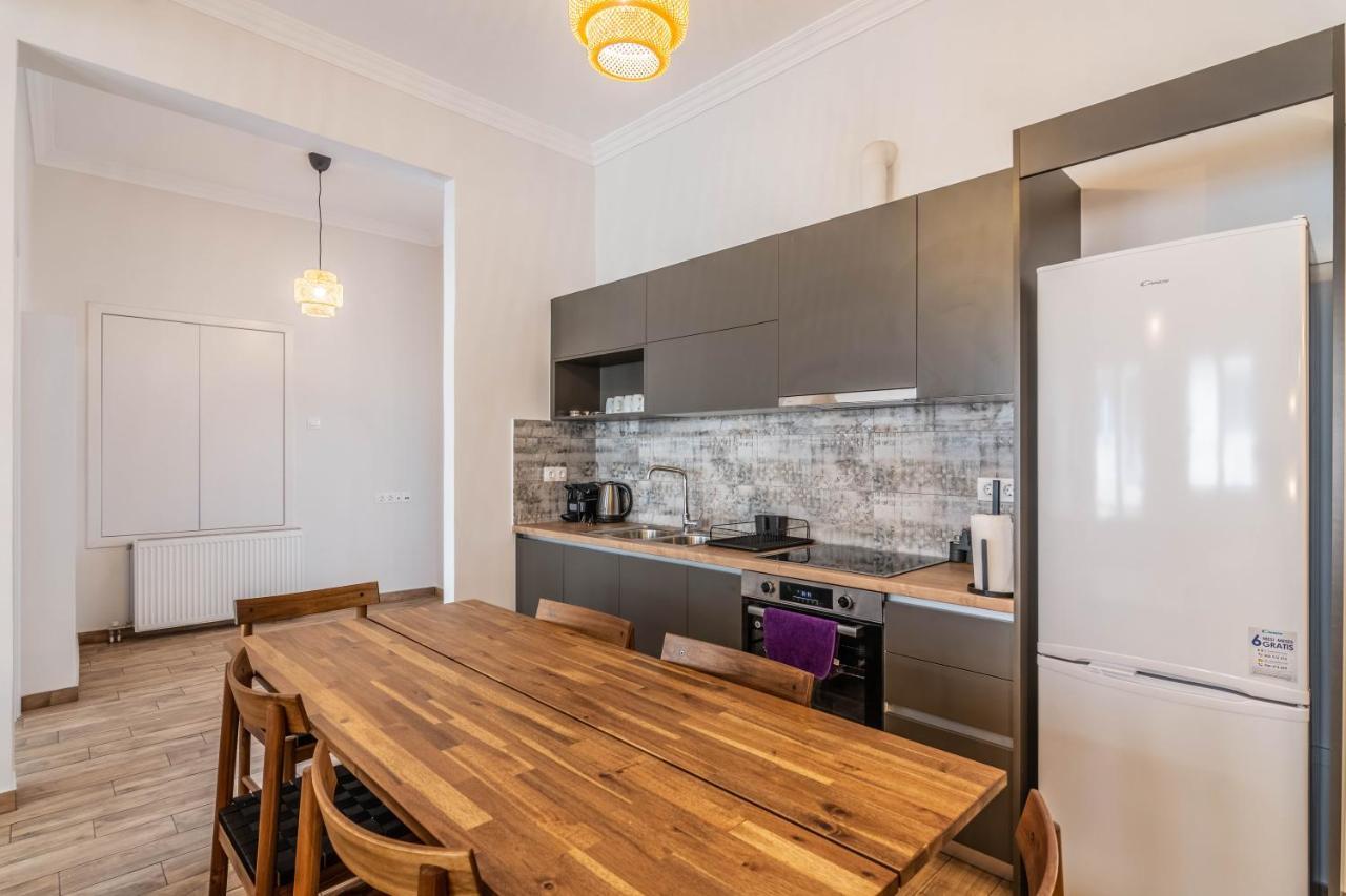 Gazi Home Atene Esterno foto