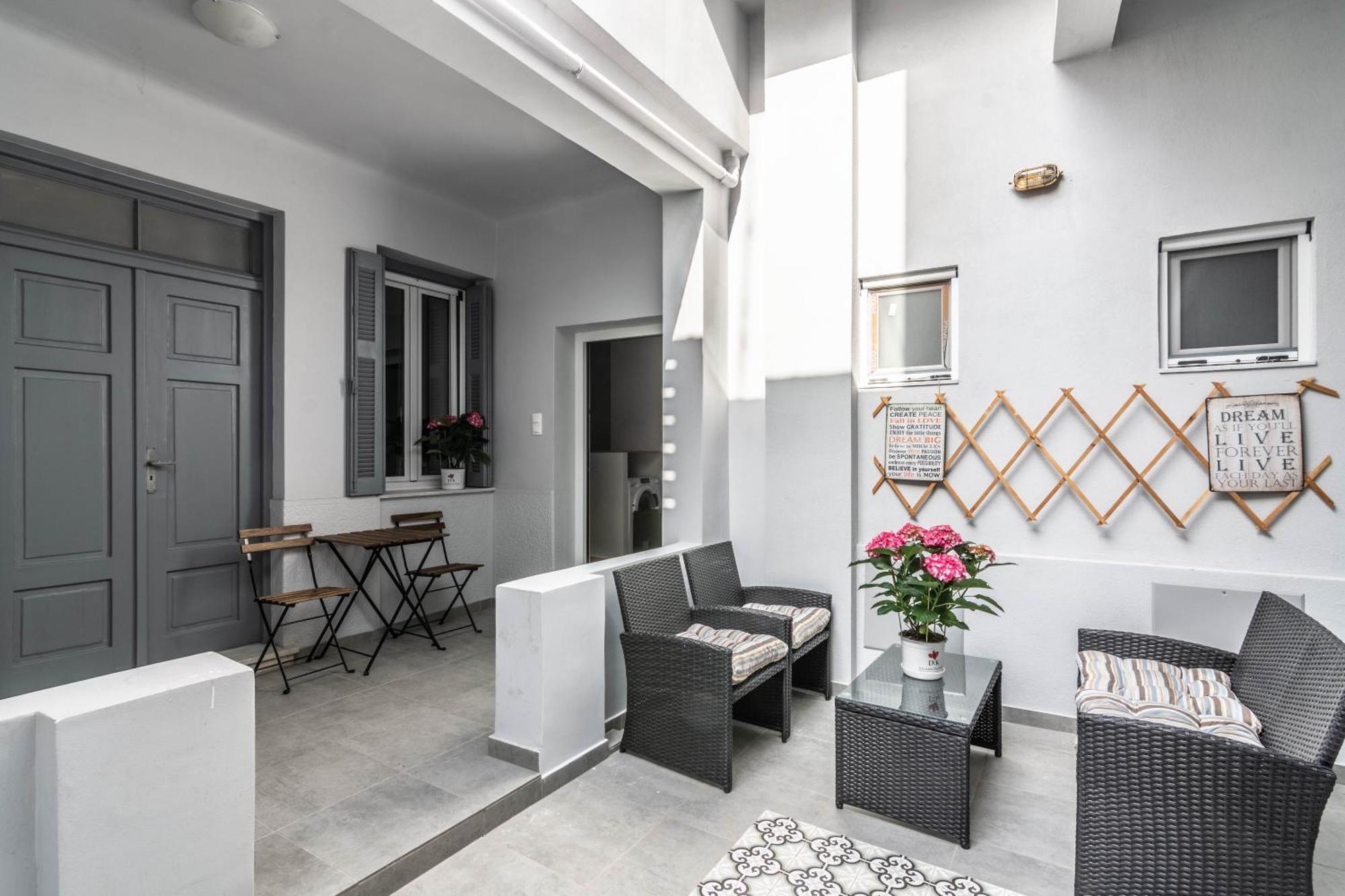Gazi Home Atene Esterno foto